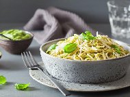 Бързи, лесни и здравословни спагети с песто с авокадо
